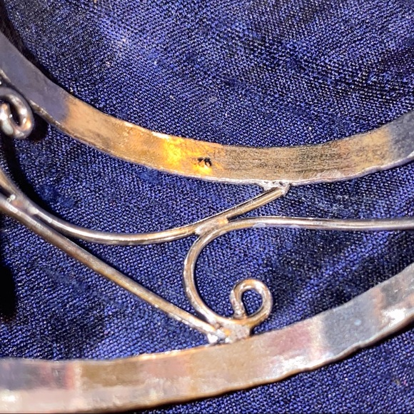 Lapis Lazuli Natural Gemstone handmade cuff - Picture 5 of 7